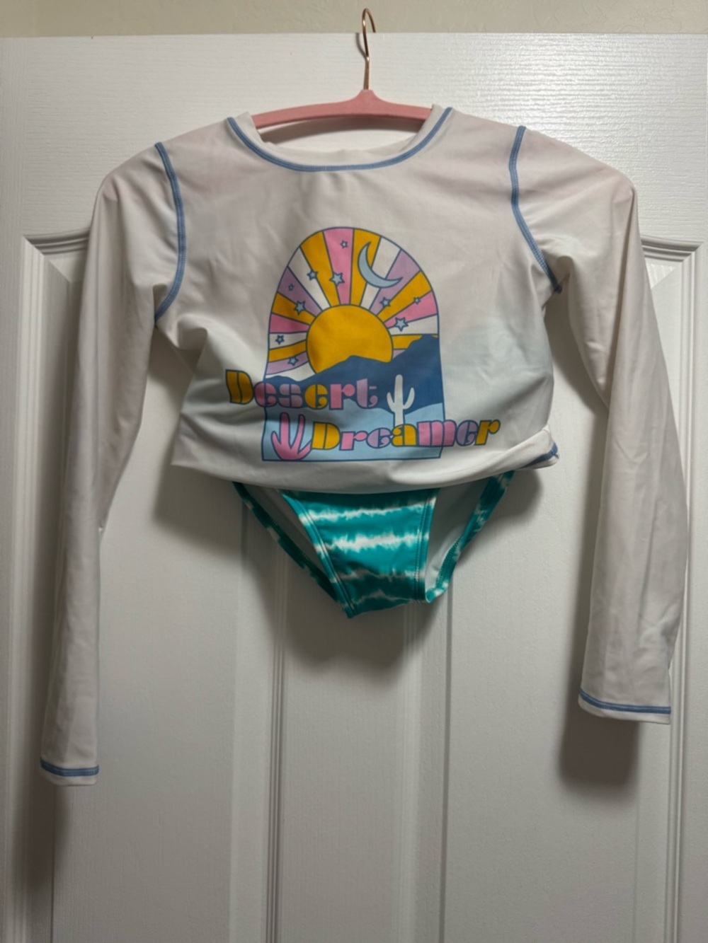 Kids White 'Desert Dreamer' Long Sleeve Rash Guard Swim Set - Teal Bottom